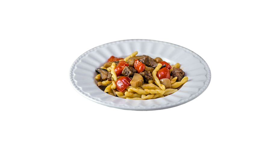Strozzapreti Com Linguiça E Cogumelos Cardoncelli